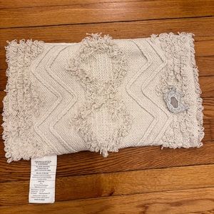 NWT. 12in x 20in Pillow cover.